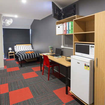 Sydney Student Living - Hostel - Sunshine Coast Guide 20