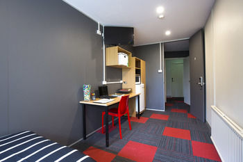 Sydney Student Living - Hostel - Sunshine Coast Guide 21