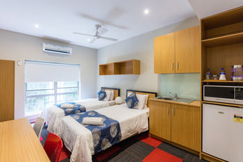 Sydney Student Living - Hostel - Sunshine Coast Guide 28