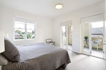 Albert Road Serviced Apartments - Sunshine Coast Guide 0