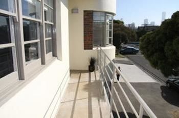 Albert Road Serviced Apartments - Sunshine Coast Guide 2