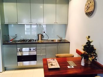 Australian Home Away @ Market Square Melbourne - Sunshine Coast Guide 14