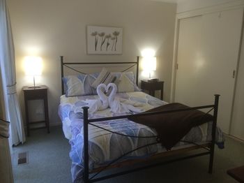 Australian Home Away Ringwood @ Bardia - Sunshine Coast Guide 10