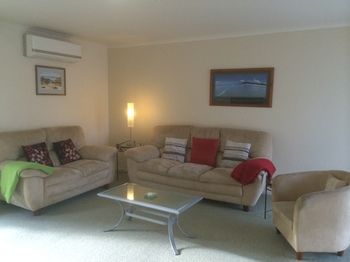 Australian Home Away Ringwood @ Bardia - Sunshine Coast Guide 17