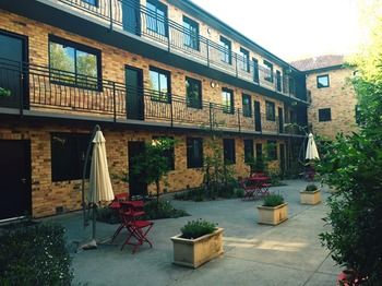 Aberlour Court - Sunshine Coast Guide 28