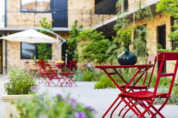 Aberlour Court - Sunshine Coast Guide 45