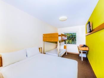 Ibis Budget Sydney Olympic Park - Sunshine Coast Guide 45