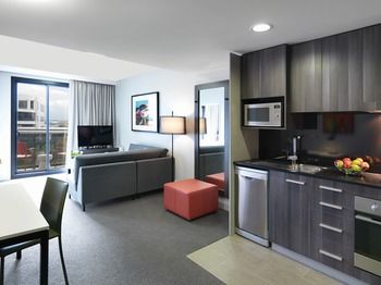 Adina Apartment Hotel Sydney Airport - Sunshine Coast Guide 0