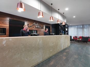 Adina Apartment Hotel Sydney Airport - Sunshine Coast Guide 5
