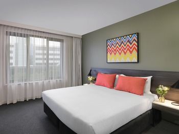 Adina Apartment Hotel Sydney Airport - Sunshine Coast Guide 9