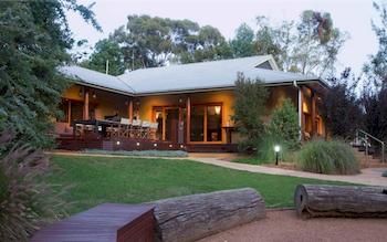 Zoofari Lodge, Taronga Western Plains Zoo - Sunshine Coast Guide 5