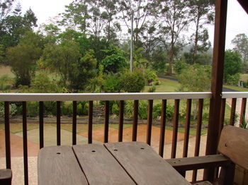Clarence River Bed & Breakfast - Sunshine Coast Guide 24