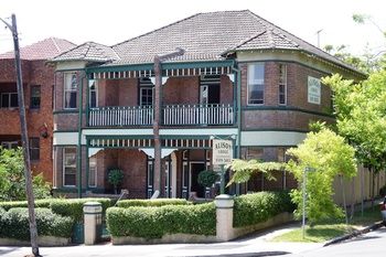 Alison Lodge - Sunshine Coast Guide 6