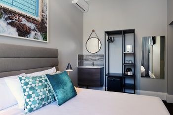 Alison Lodge - Sunshine Coast Guide 9