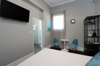 Alison Lodge - Sunshine Coast Guide 20