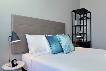 Alison Lodge - Sunshine Coast Guide 33