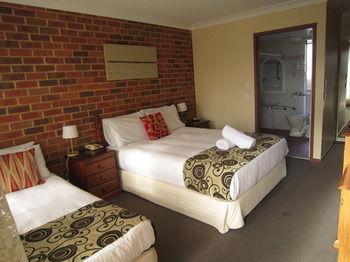 Aussie Rest Motel - Sunshine Coast Guide 12