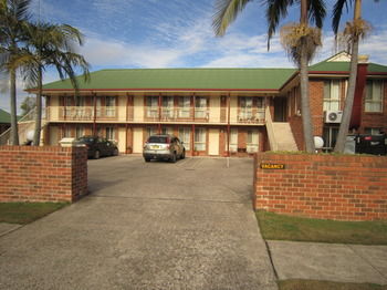 Aussie Rest Motel - Sunshine Coast Guide 17