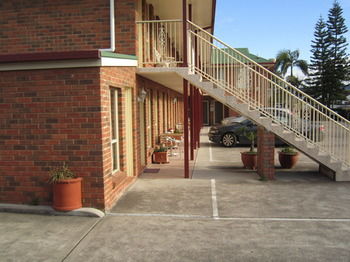 Aussie Rest Motel - Sunshine Coast Guide 19