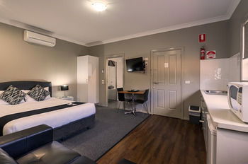 Akuna Motor Inn And Apartments - Sunshine Coast Guide 17