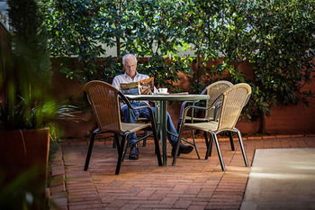 Akuna Motor Inn And Apartments - Sunshine Coast Guide 25