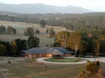 Hunter Valley Bed & Breakfast - Sunshine Coast Guide 0