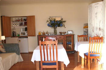 Hunter Valley Bed & Breakfast - Sunshine Coast Guide 3