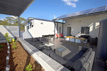 Astina Serviced Apartments - Parkside - Sunshine Coast Guide 12