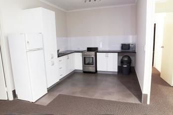 Central Motel Mooloolaba - Sunshine Coast Guide 5