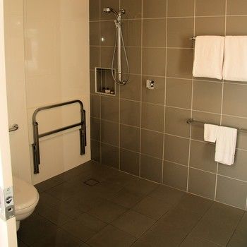 Chaucer Palms Boutique Bed & Breakfast - Sunshine Coast Guide 22