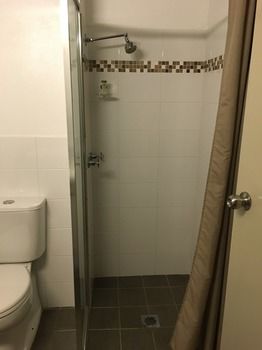 Avoca Beach Hotel & Resort - Sunshine Coast Guide 0