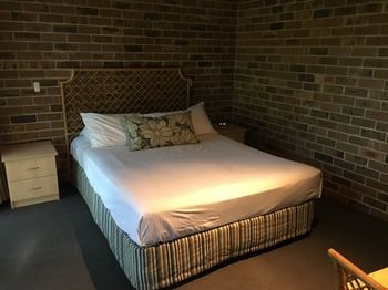 Avoca Beach Hotel & Resort - Sunshine Coast Guide 7