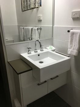 Avoca Beach Hotel & Resort - Sunshine Coast Guide 16