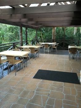 Avoca Beach Hotel & Resort - Sunshine Coast Guide 20