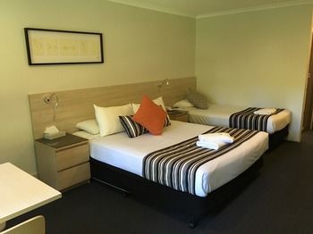 Avoca Beach Hotel & Resort - Sunshine Coast Guide 29