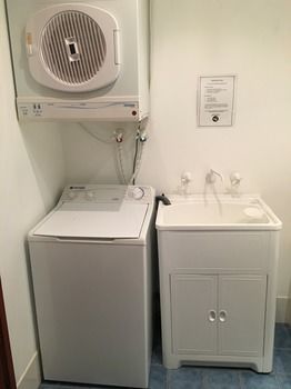 Avoca Beach Hotel & Resort - Sunshine Coast Guide 33