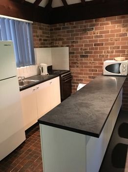 Avoca Beach Hotel & Resort - Sunshine Coast Guide 35