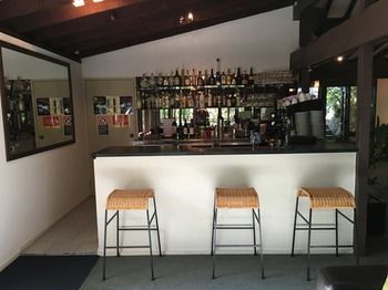 Avoca Beach Hotel & Resort - Sunshine Coast Guide 45