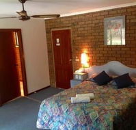 Tooleybuc Motel - Sunshine Coast Guide