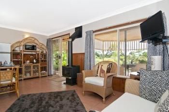 Avocado Grove B&B - Sunshine Coast Guide 6