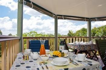 Avocado Grove B&B - Sunshine Coast Guide 7