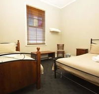 Pedenaposs Hotel - Sunshine Coast Guide
