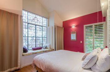 Amytis Gardens Retreat Spa And Cooking School - Sunshine Coast Guide 6