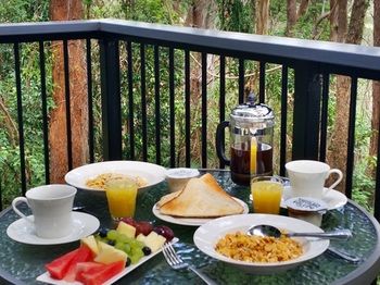 Amytis Gardens Retreat Spa And Cooking School - Sunshine Coast Guide 24