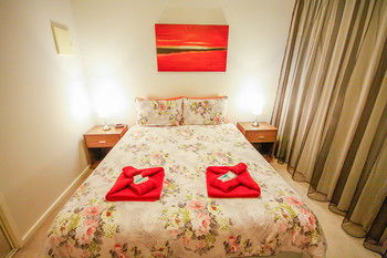 Amazing City Apartment - Sunshine Coast Guide 12