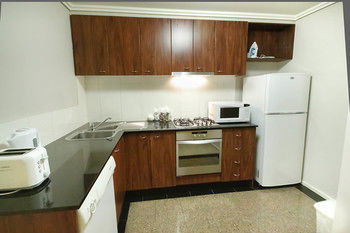 Amazing City Apartment - Sunshine Coast Guide 25