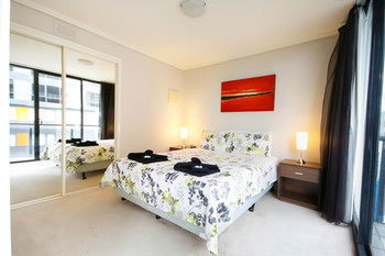 Amazing City Apartment - Sunshine Coast Guide 39