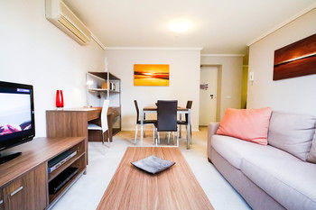Amazing City Apartment - Sunshine Coast Guide 43