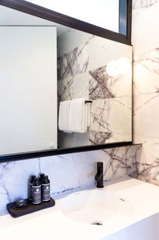 Apartment Hotel East Central - Sunshine Coast Guide 10