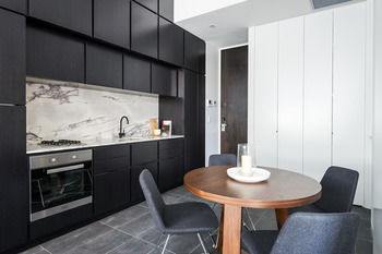 Apartment Hotel East Central - Sunshine Coast Guide 28